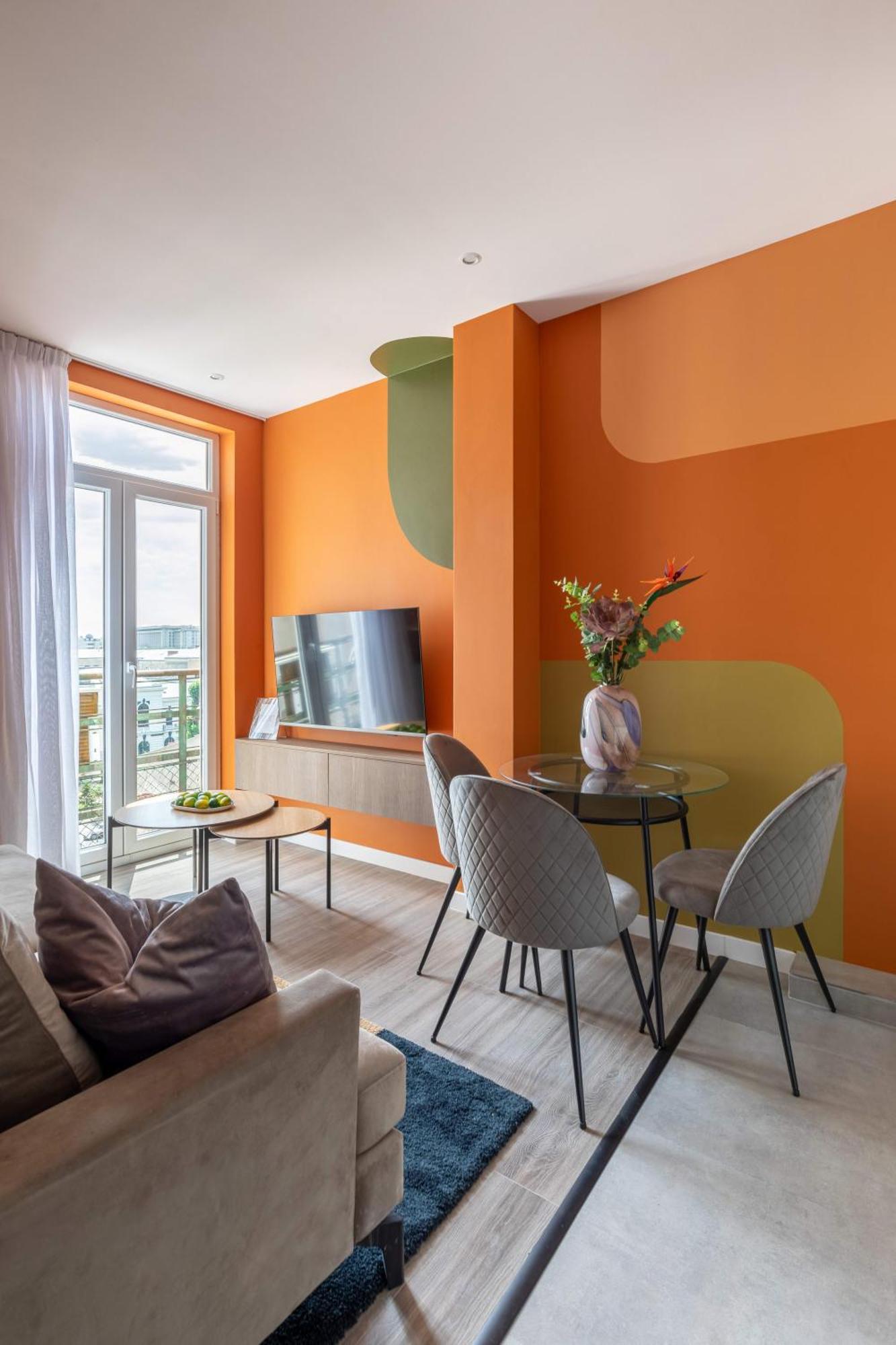 Ferienwohnung Playful & Bright 1Br Near The Faculty Of Law Bukarest Exterior foto